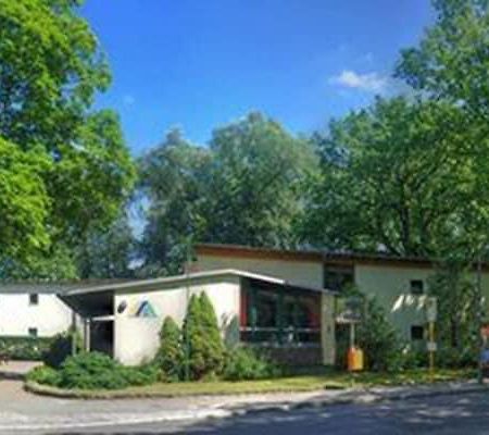 Jugendherberge Ernst Reuter Glienicke/Nordbahn Buitenkant foto